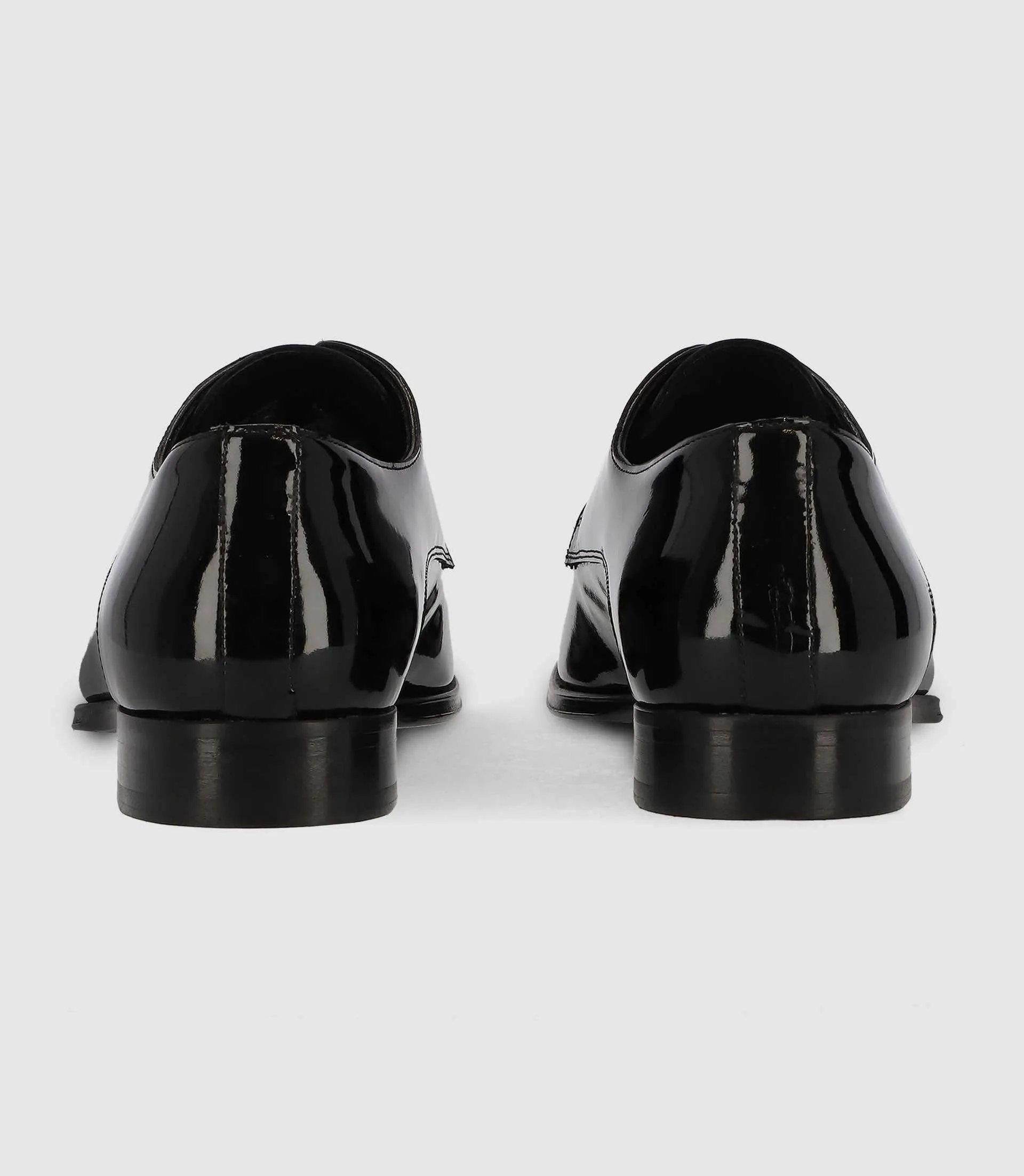 Chaussure derby vernis noires