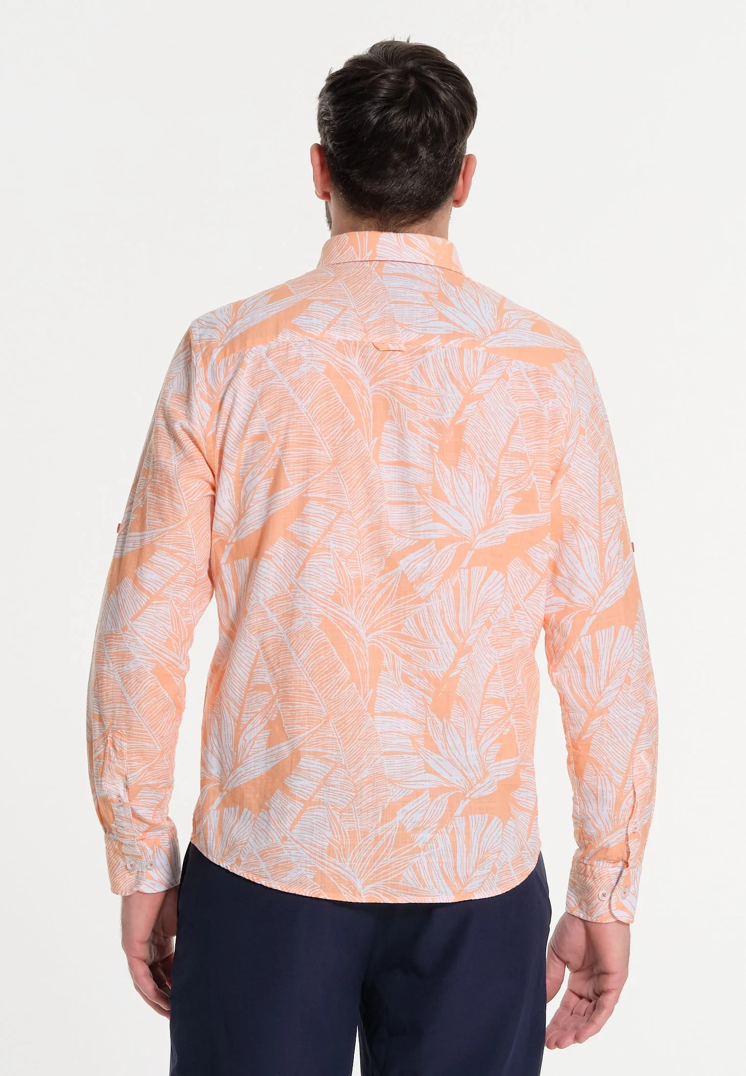 Chemise homme orange et végétaux - effet lin